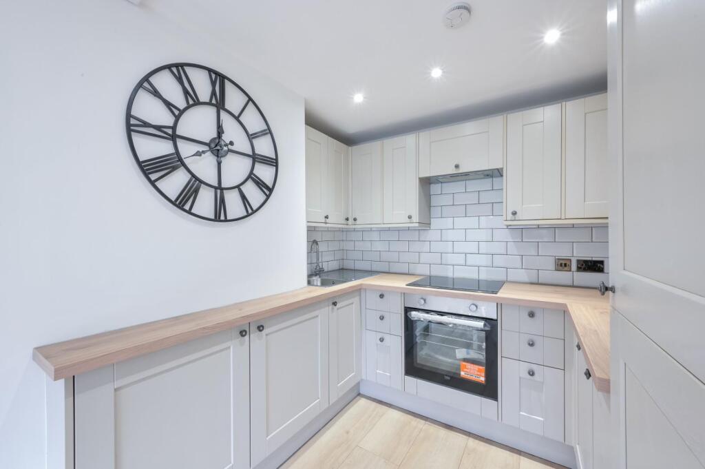 Homewater House, Upper High Street, Epsom, KT17 4QJ photo 4