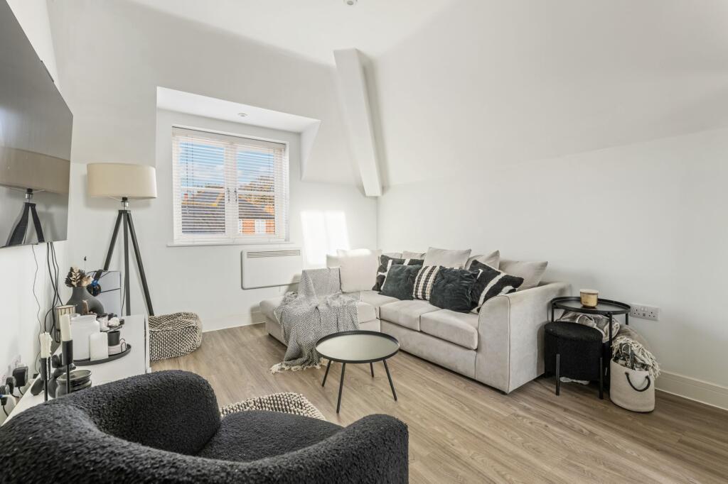 Apartment in Poole - View 5