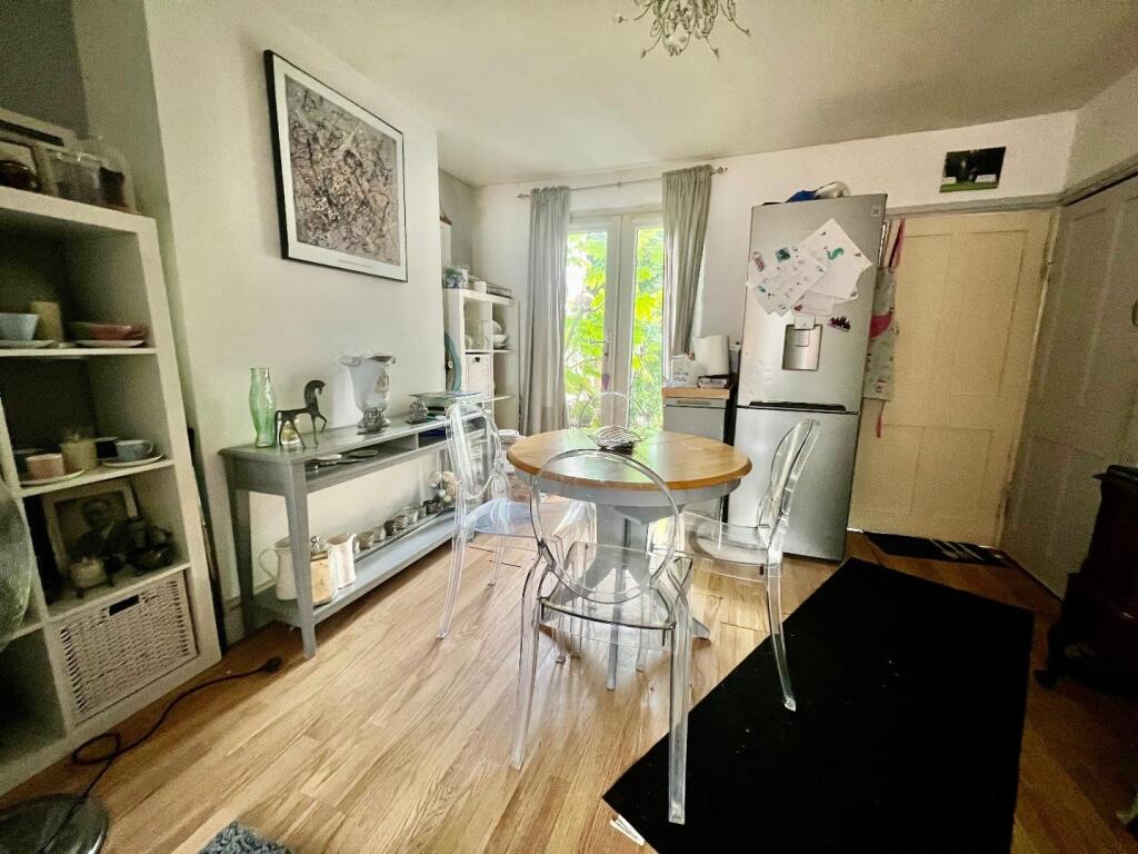 House in Desborough, North Northamptonshire - More