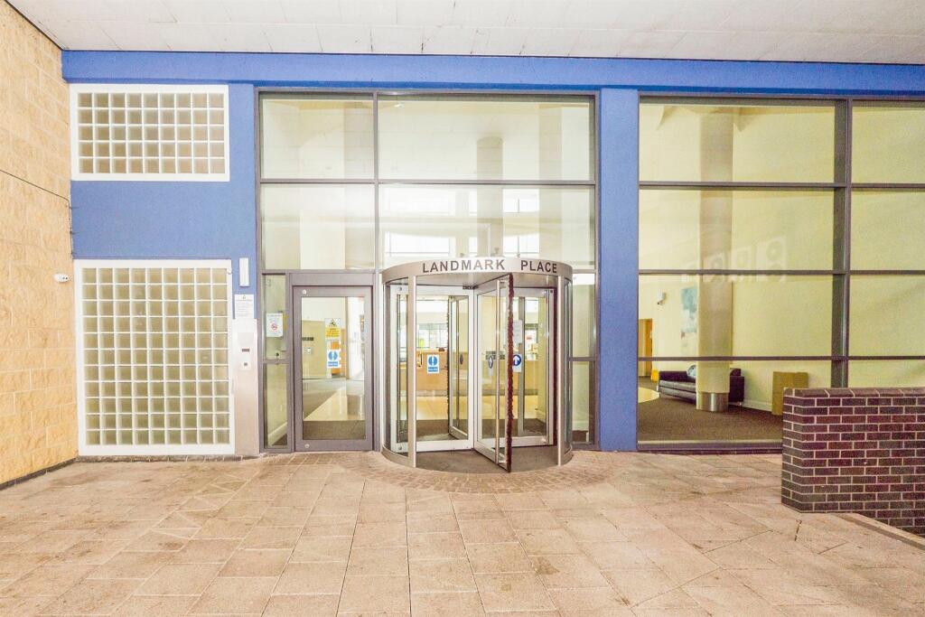 Main image of property: Churchill Way, Cardiff