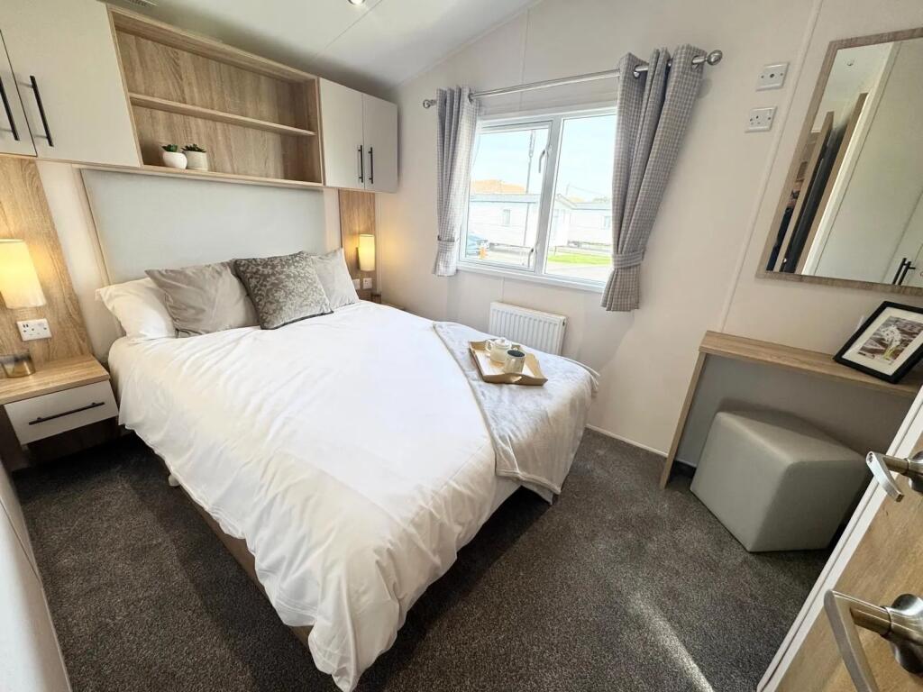 2025 Willerby Lamberhurst, Alberta Holiday Park, Faversham Road, Whitstable, Kent, CT5 4BJ - More
