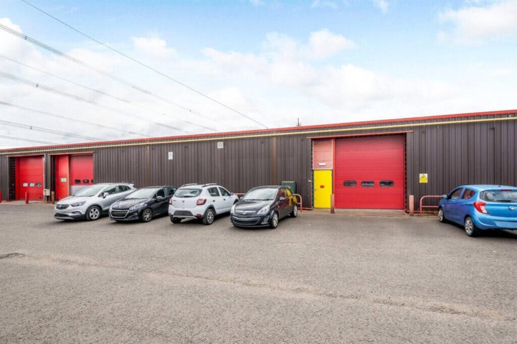 Main image of property: Unit 129, Deerdykes View, Westfield Industrial Estate, Cumbernauld, G68 9HN