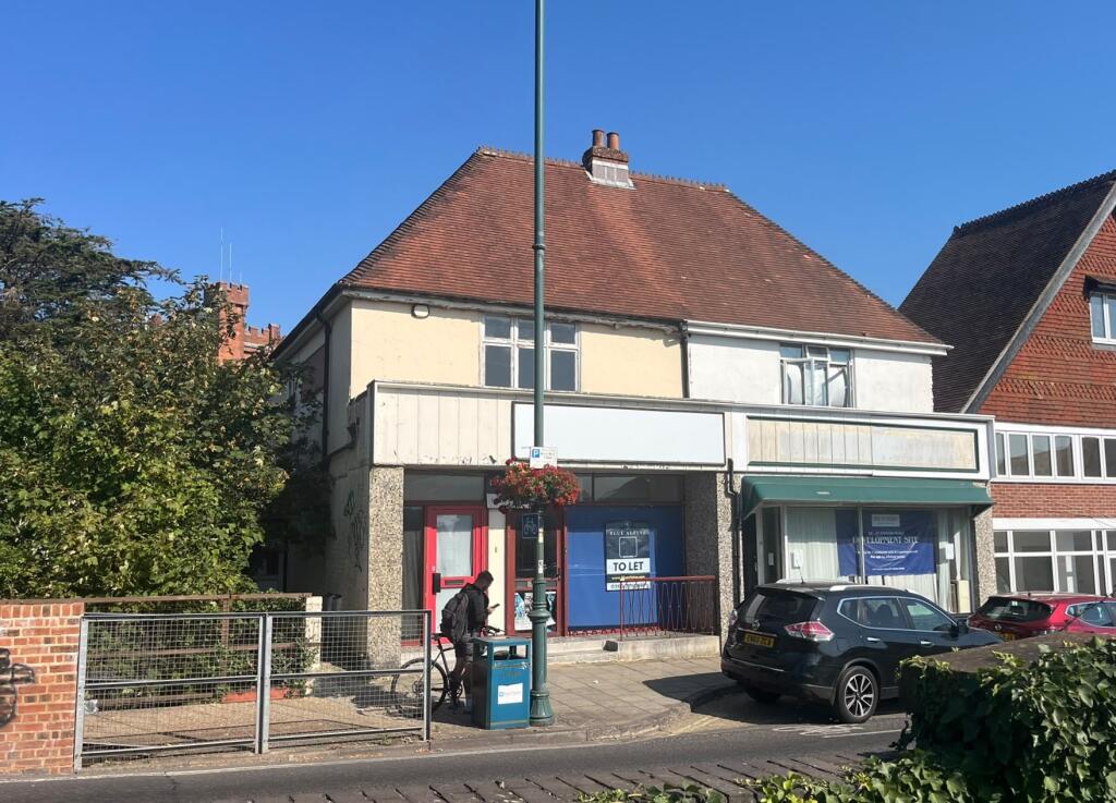 Main image of property: 29 Station Road, New Milton, Hampshire BH25 6HR
