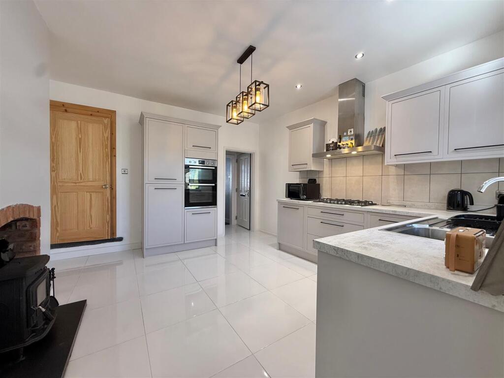 Additional image 7 of Narrow Lane, Halesowen