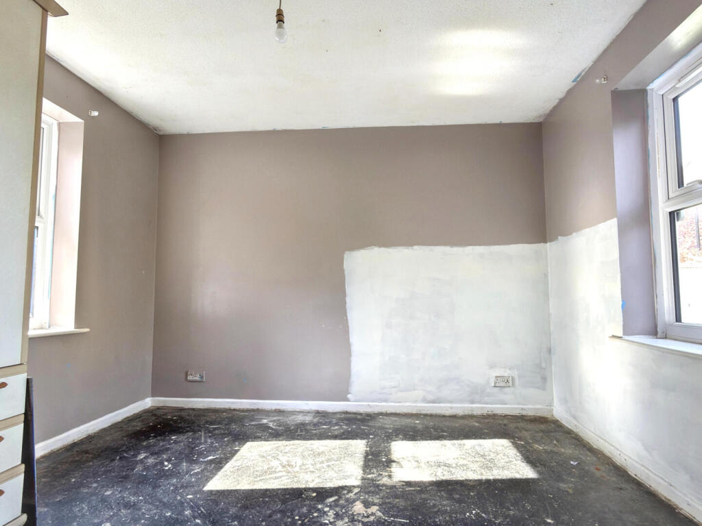 Apartment in Wakefield, Park Hill, Eastmoor - More
