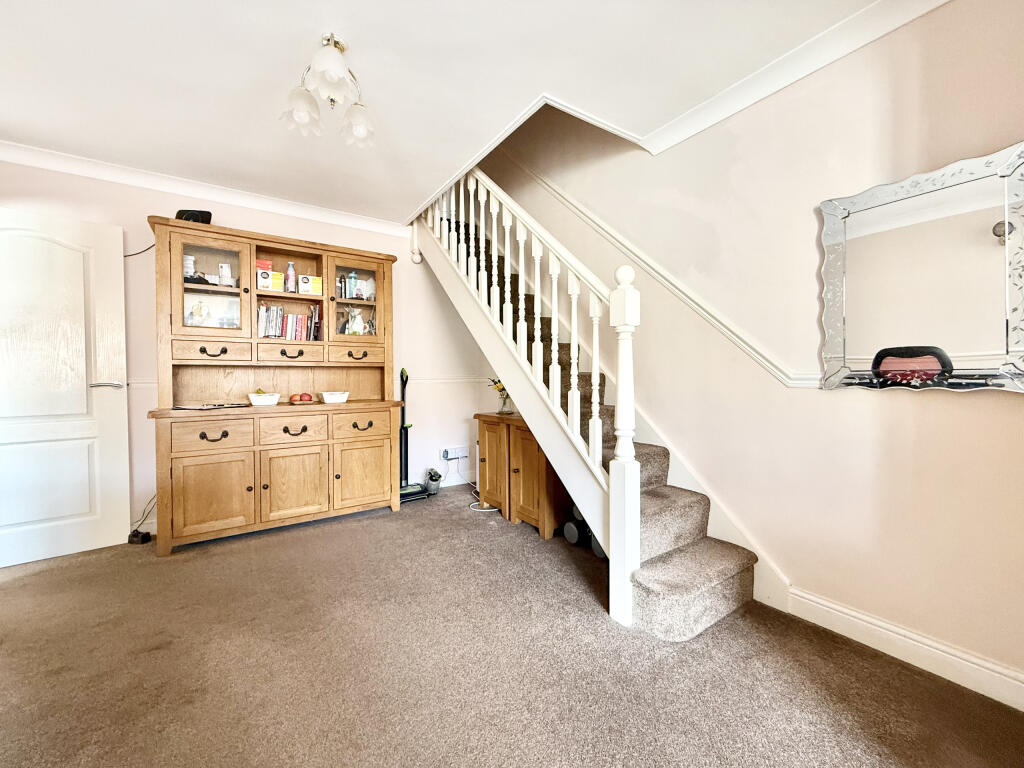 House in Ferndown - More