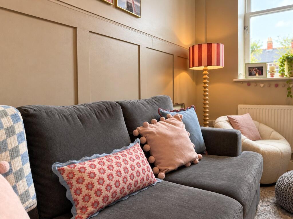 House in Swindon, Eastcott, South Swindon - View 5