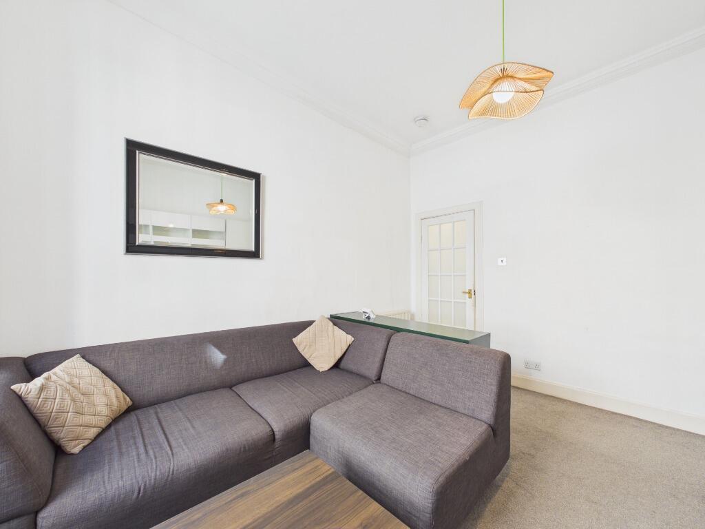 Apartment in Edinburgh - View 5