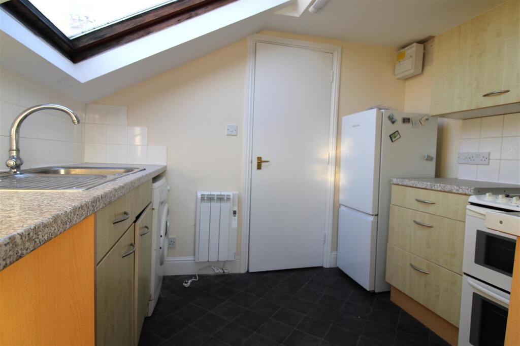 Apartment in Brighton - View 2