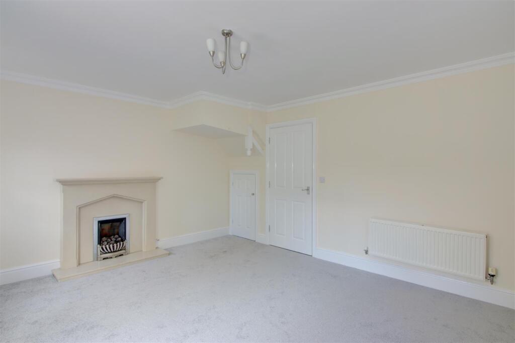 House in Malmesbury, Wiltshire - View 5