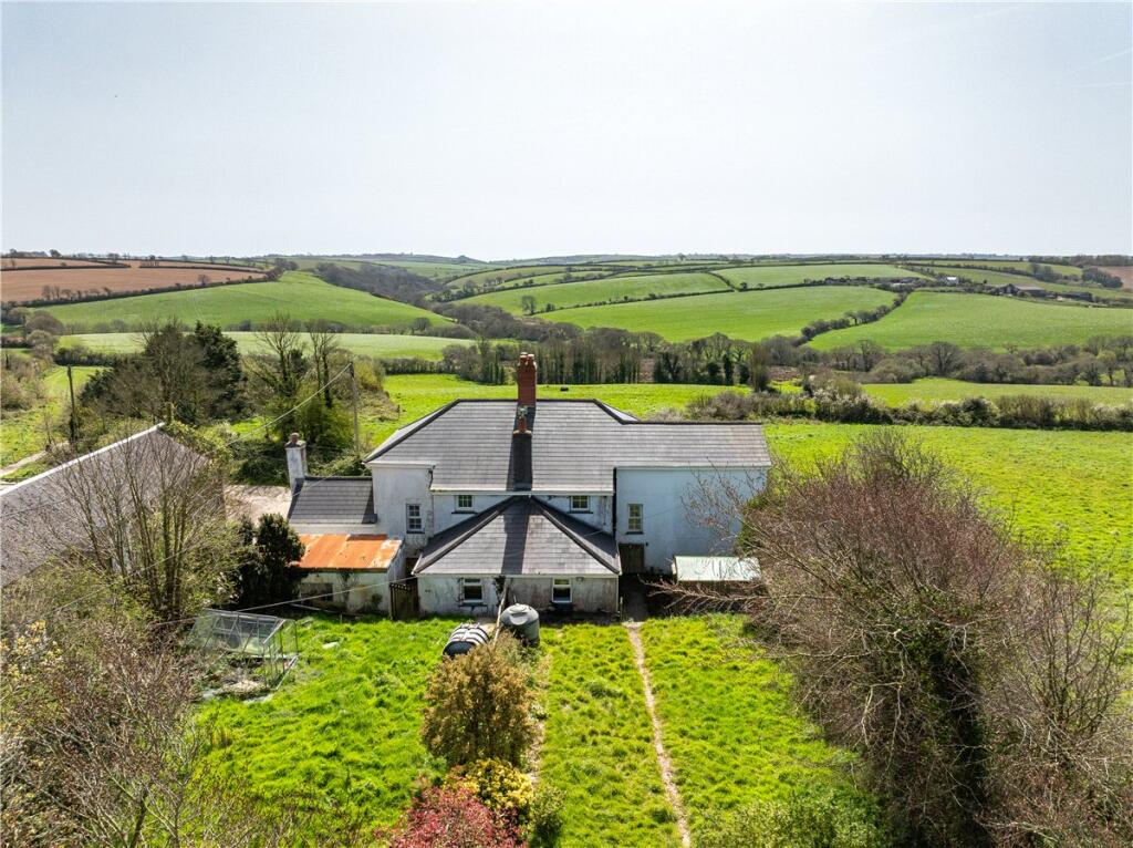 House in Truro - View 5