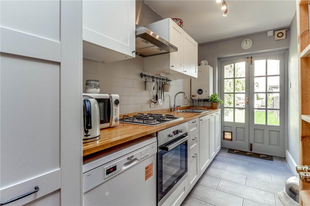 House in St Albans - View 3