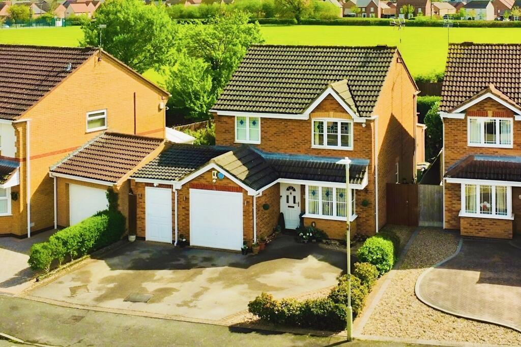 3-bed detached on Guinevere Way, Leicester Forest East, LE3, £375,000