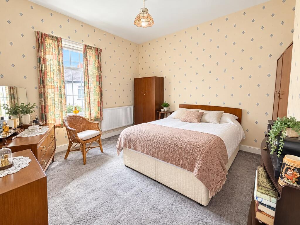House in Stockport, Woodbank Estate, Portwood - View 5
