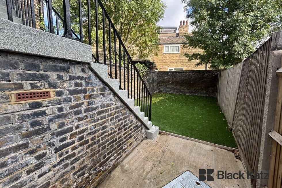 Apartment in London, Pepys Estate, New Cross Gate - More