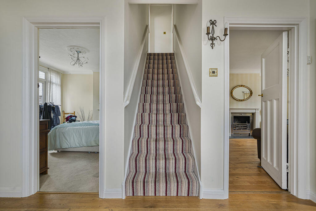 House in Dartford - View 4