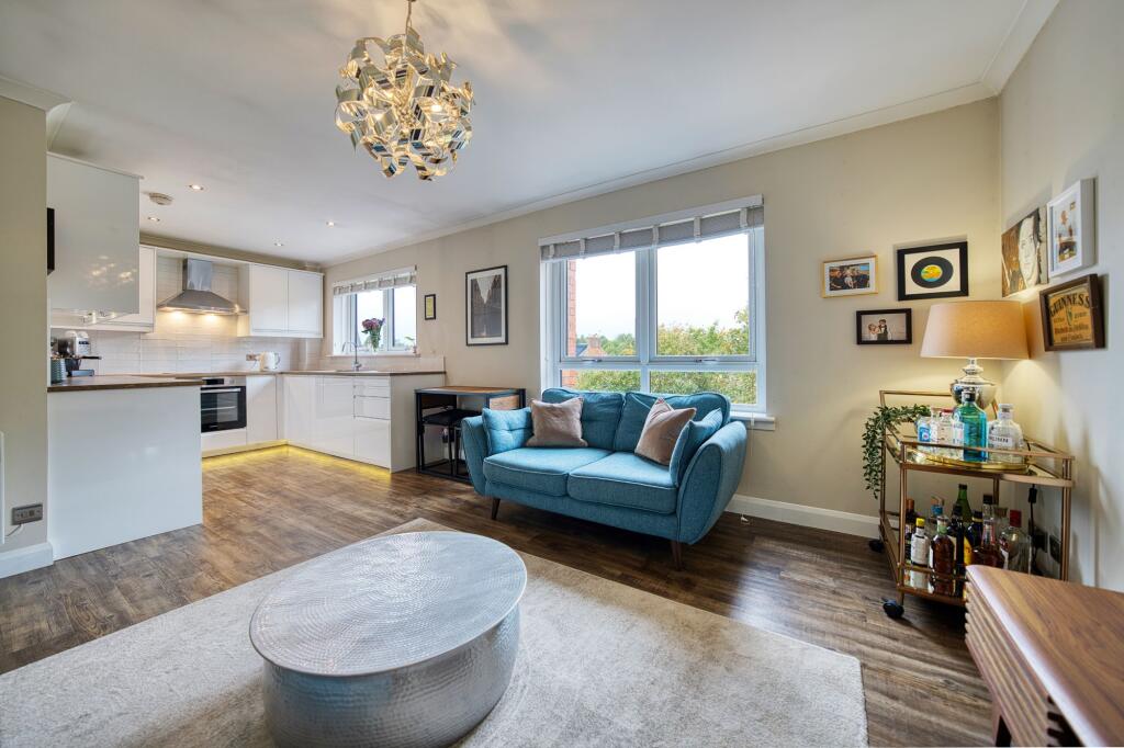 Apartment in Glasgow - More
