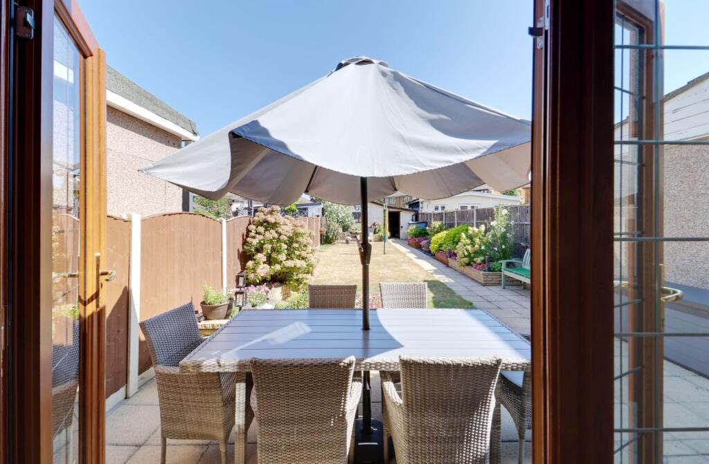 House in Rainham - More