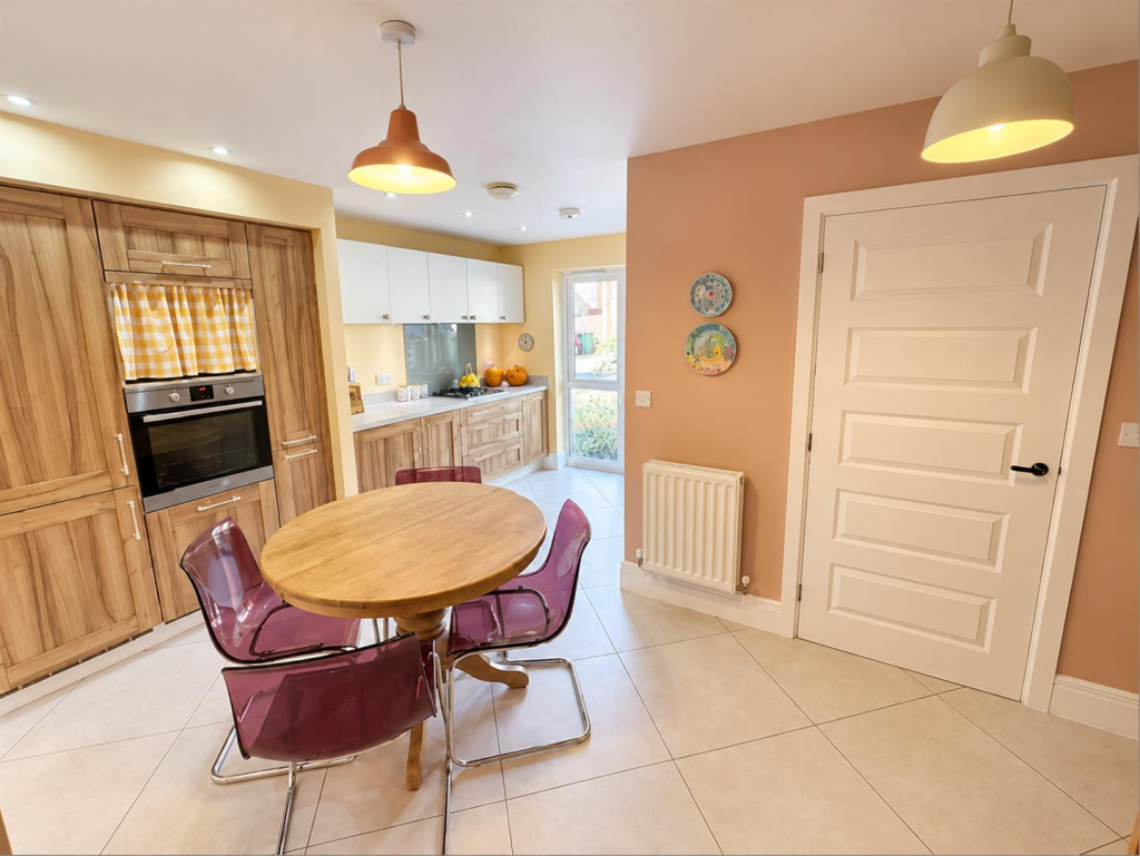 House in Northampton, Little Stanion - View 3