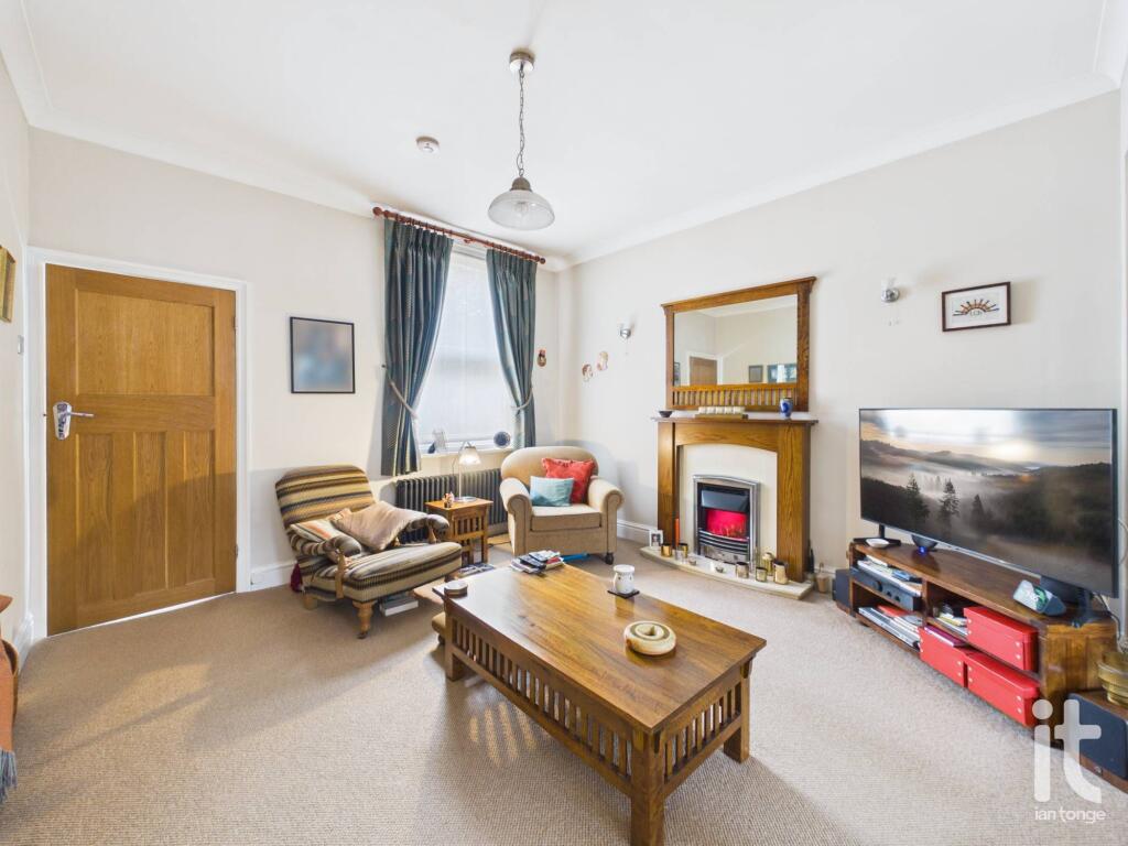 Moorland Road, Woodsmoor, Stockport, SK2 photo 4