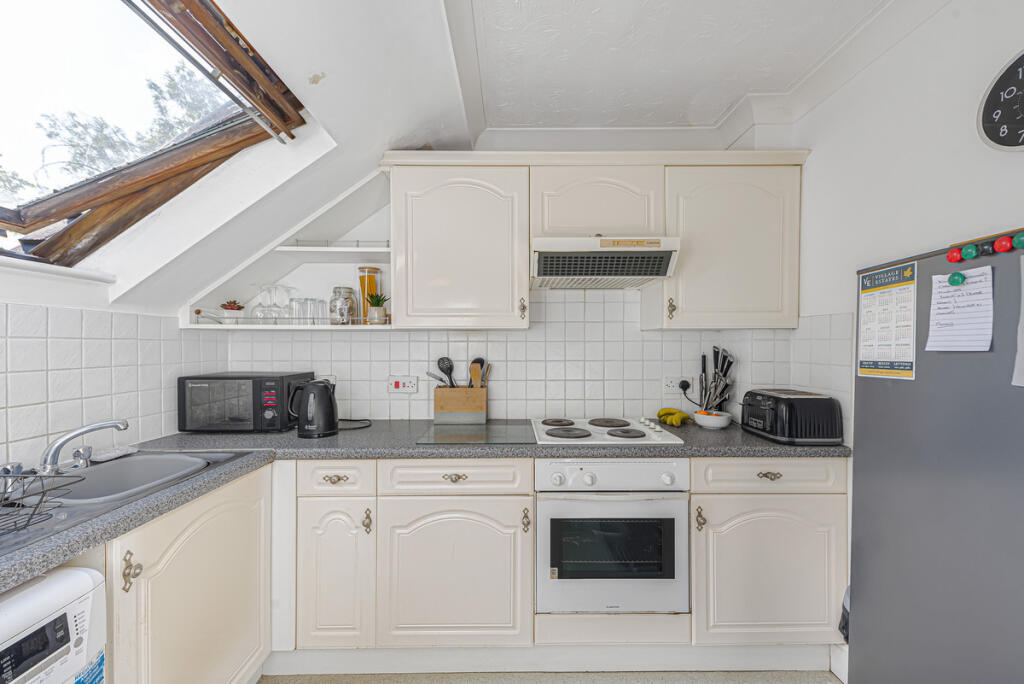 Apartment in London - View 3