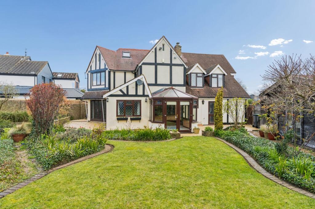 Main image of property:  High Street , Langford , SG18