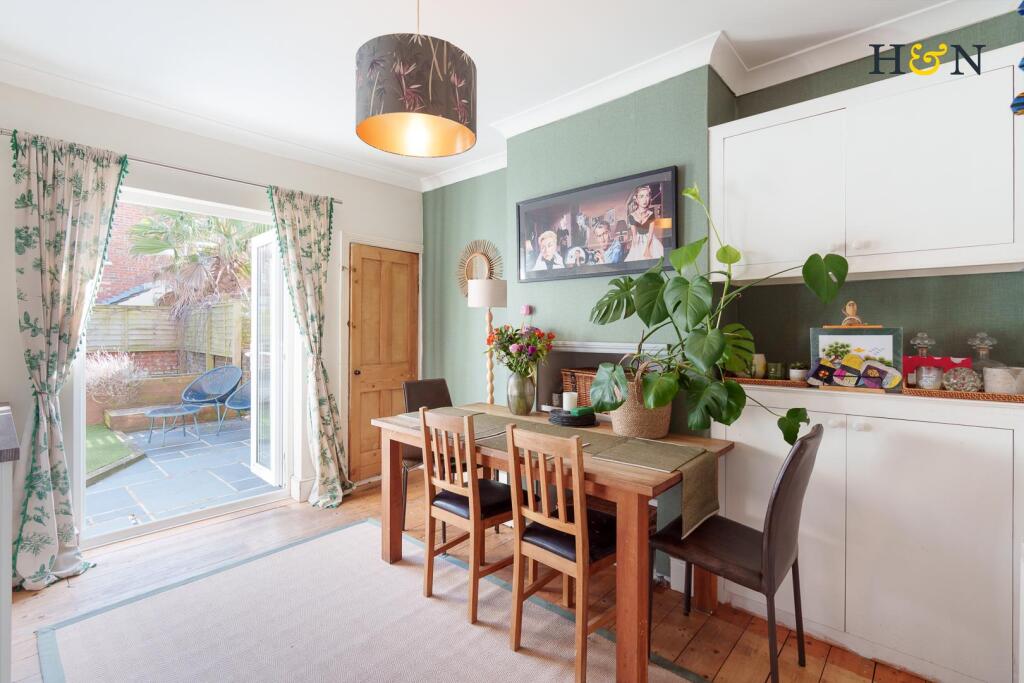 St. Leonards Avenue, Hove photo 4