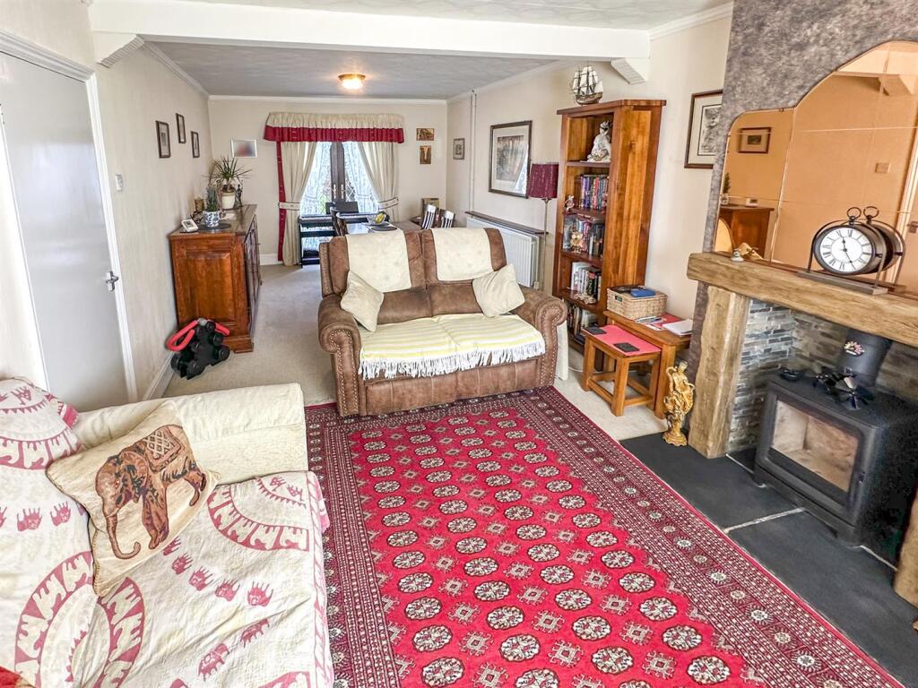 House in Corby - View 2