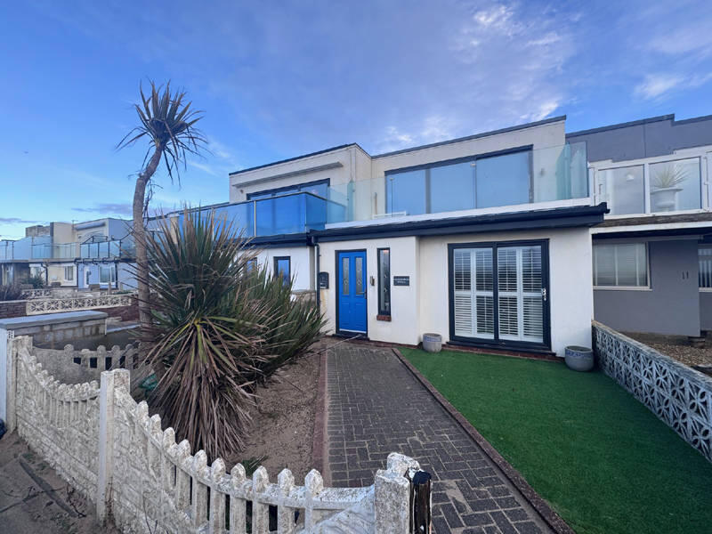 Main image of property: ROSSALL PROMENADE - THORNTON CLEVELEYS - FY5 1LP