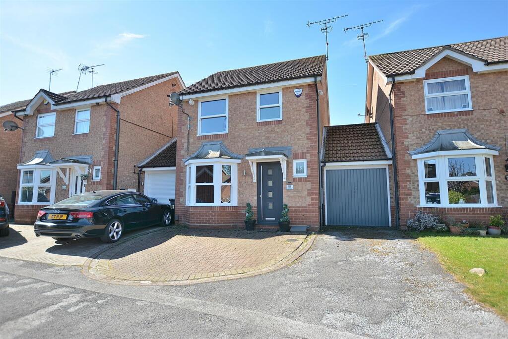 Main image of property: Bird Close, Mansfield