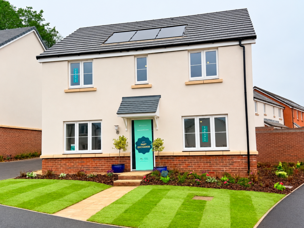 Main image of property: Mill Gardens,
Cullompton,
Devon,
EX15 1FE