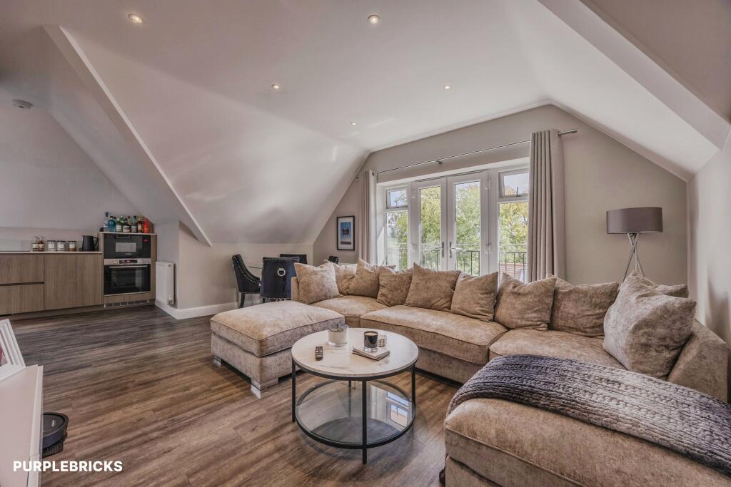 Main image of property: 55 Tupwood Lane, Caterham, CR3