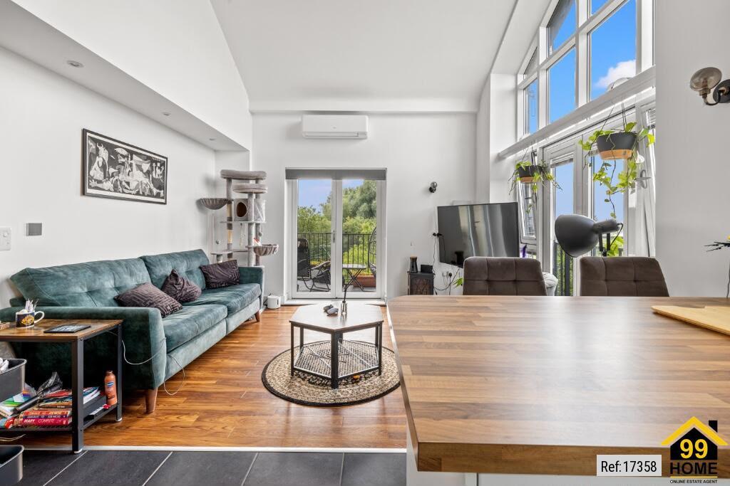 Apartment in Chelmsford - More