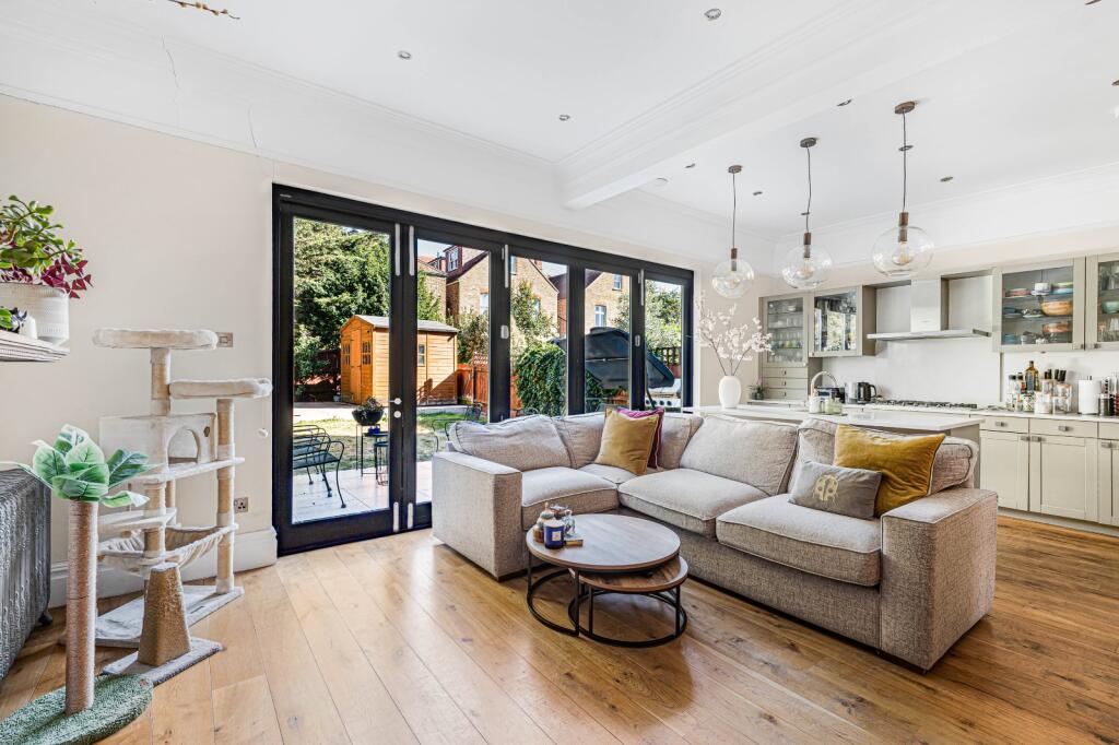 Main image of property: Granville Gardens, London, W5