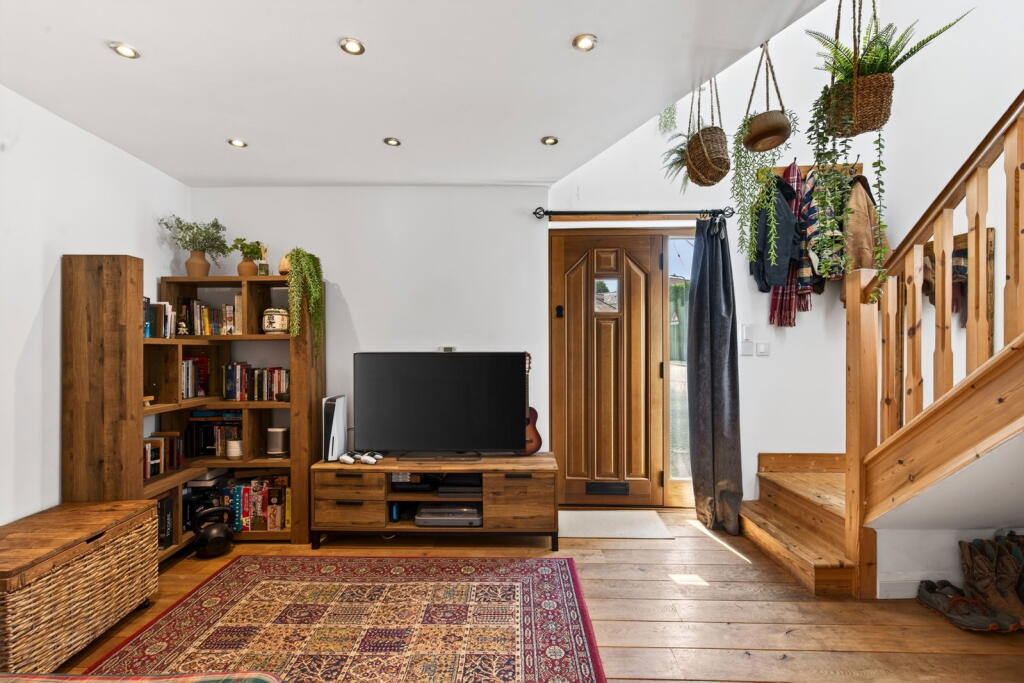 House in Milton Keynes, Drayton Parslow - View 3