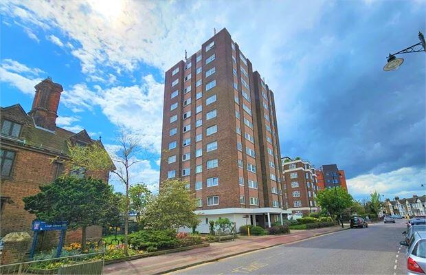 Main image of property: St Clements Court East, Leigh on sea, Leigh on sea, 