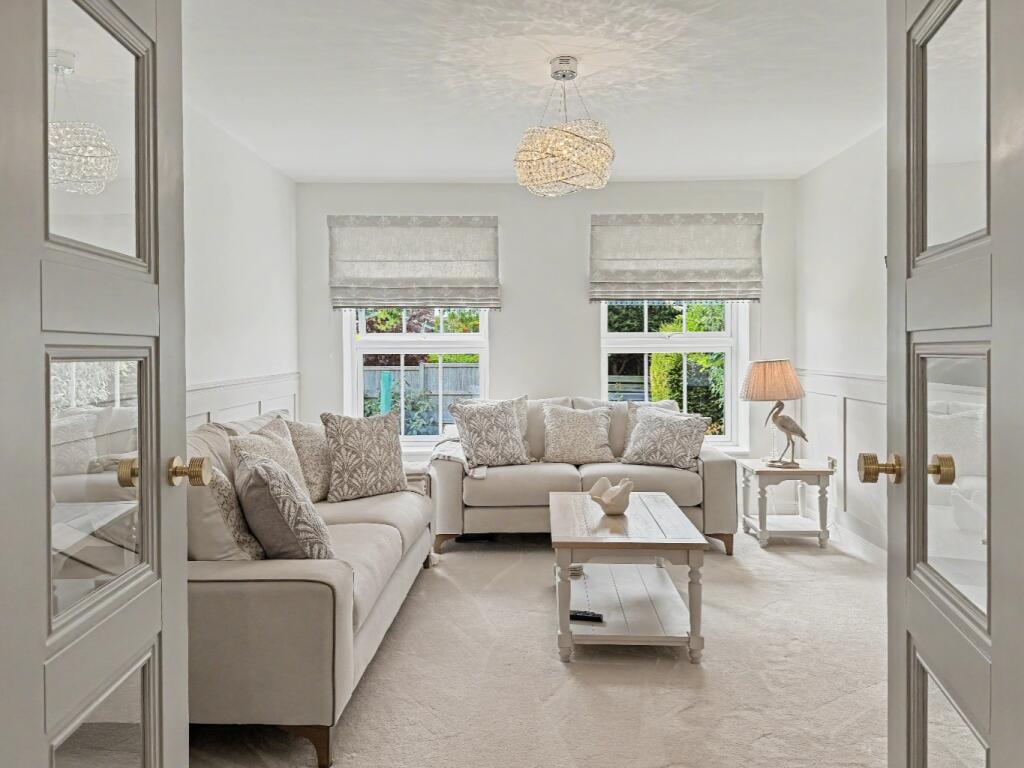 House in Long Buckby, West Northamptonshire - View 4