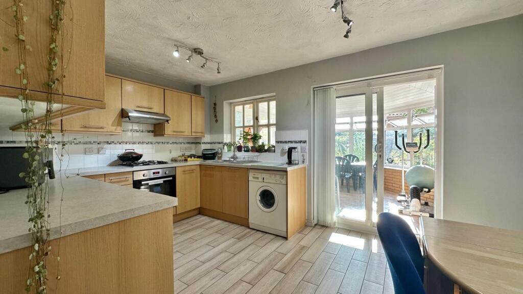 Linford Walk, Walsgrave On Sowe, Coventry, CV2 2TL photo 2