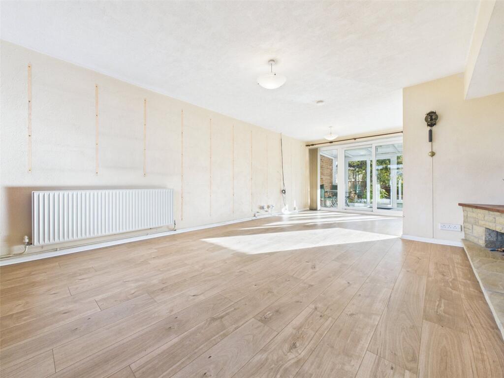 Wimborne Close, Up Hatherley, Cheltenham, Gloucestershire, GL51 photo 3