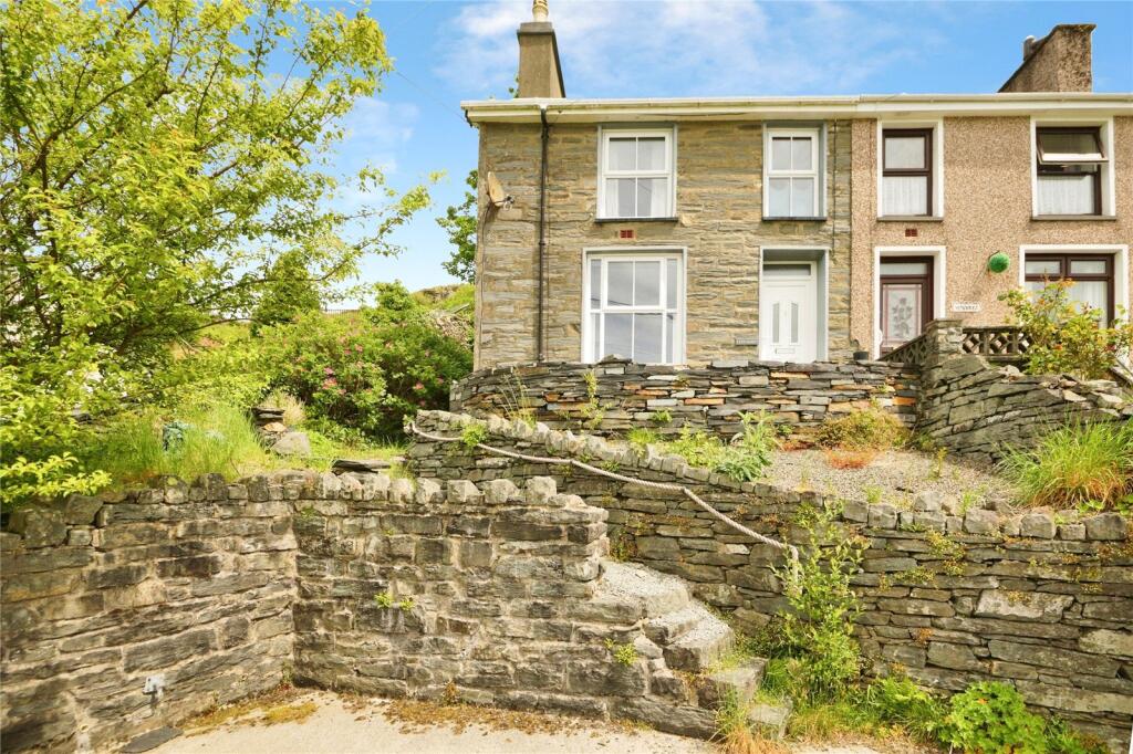 Main image of property: Cae Clyd, Manod, Blaenau Ffestiniog, Gwynedd, LL41