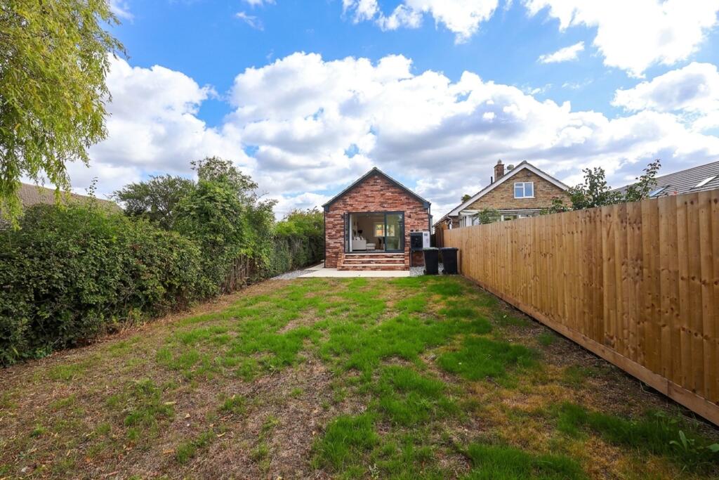 House in East Cambridgeshire, Chettisham, Ely - View 4