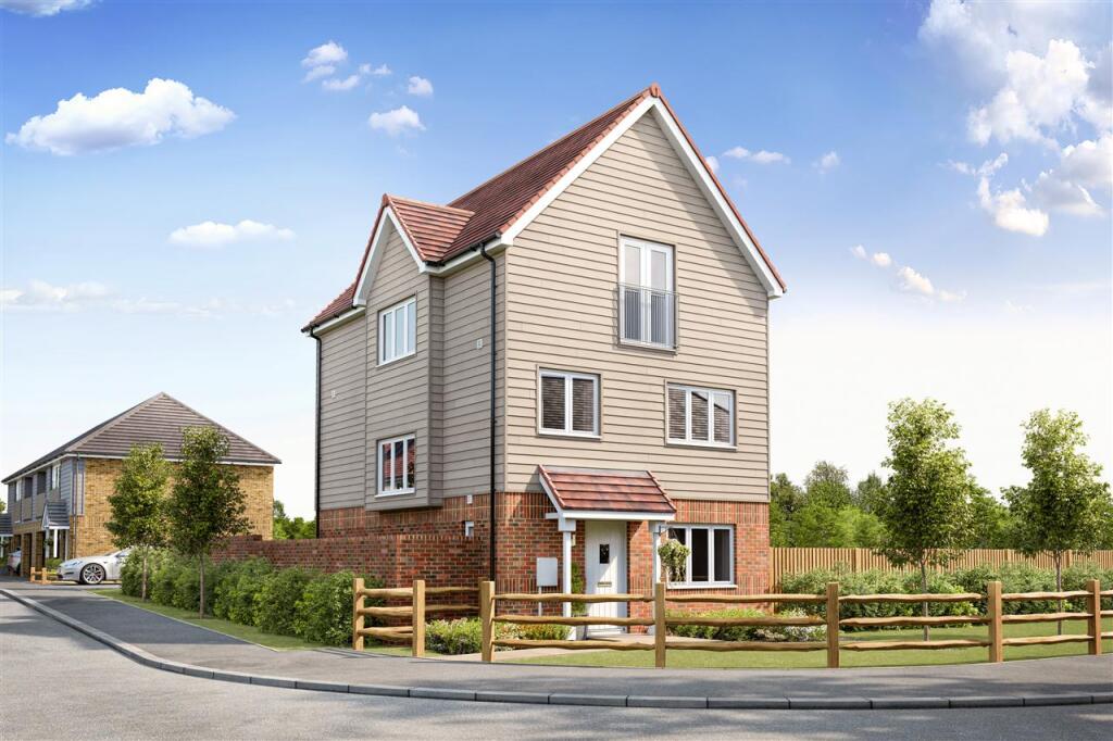 4-bed detached on The Chicory, Manston Gardens, Ramsgate, £480,000