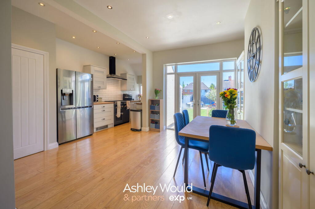 House in Sandwell, West Midlands - View 4