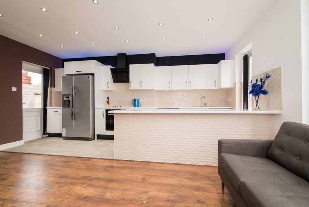 Main image of property: **Modern Student 3- bed flat in Chorlton**