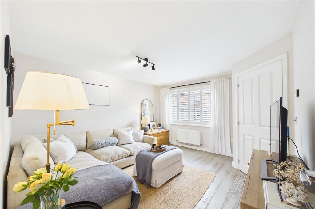 House in Basingstoke and Deane, Gillies Meadow, Rooksdown - View 3
