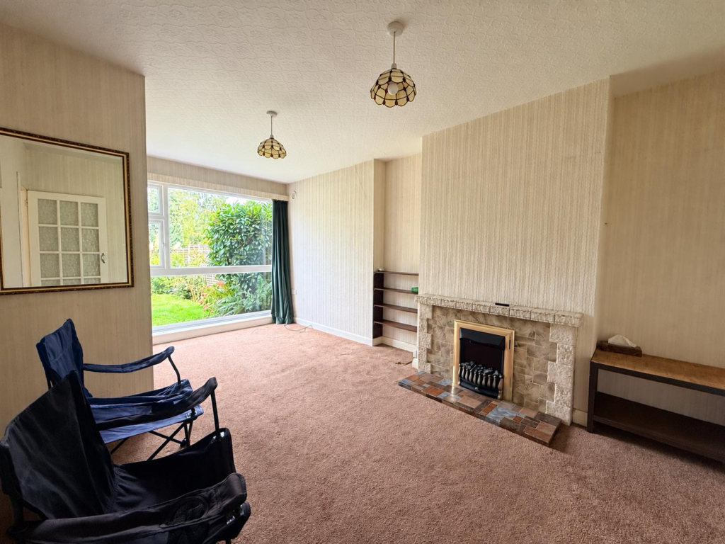 House in Dudley, West Midlands - View 4