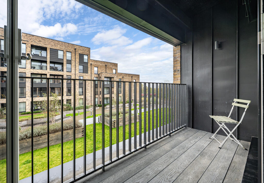 Apartment in Glasgow - More