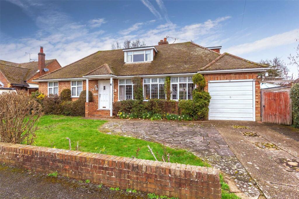 Main image of property: Spinfield Mount, Marlow, Buckinghamshire, SL7