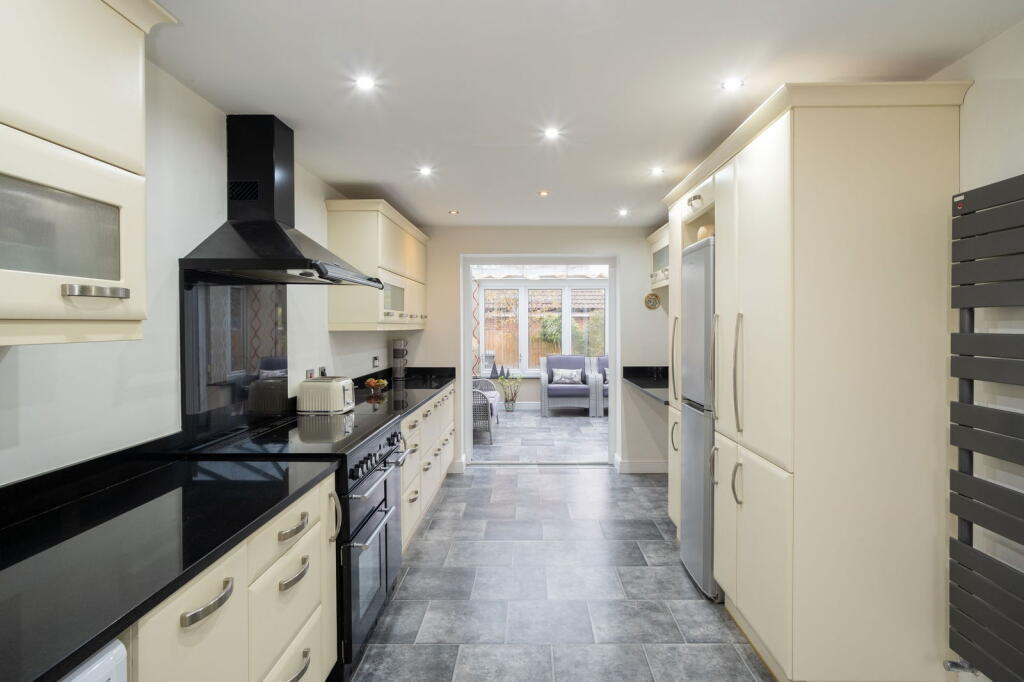 House in Rushcliffe, East Leake - View 2