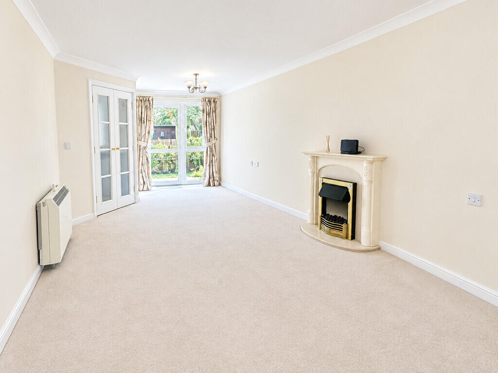 Apartment in Exeter, Wonford - View 3